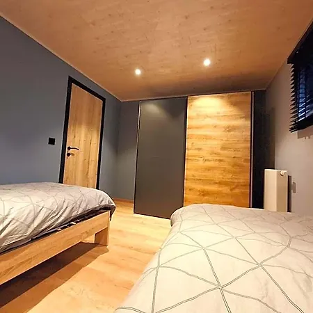 Hotel Le Vieux Pont - Maison De Au Bord De L'eau 3*